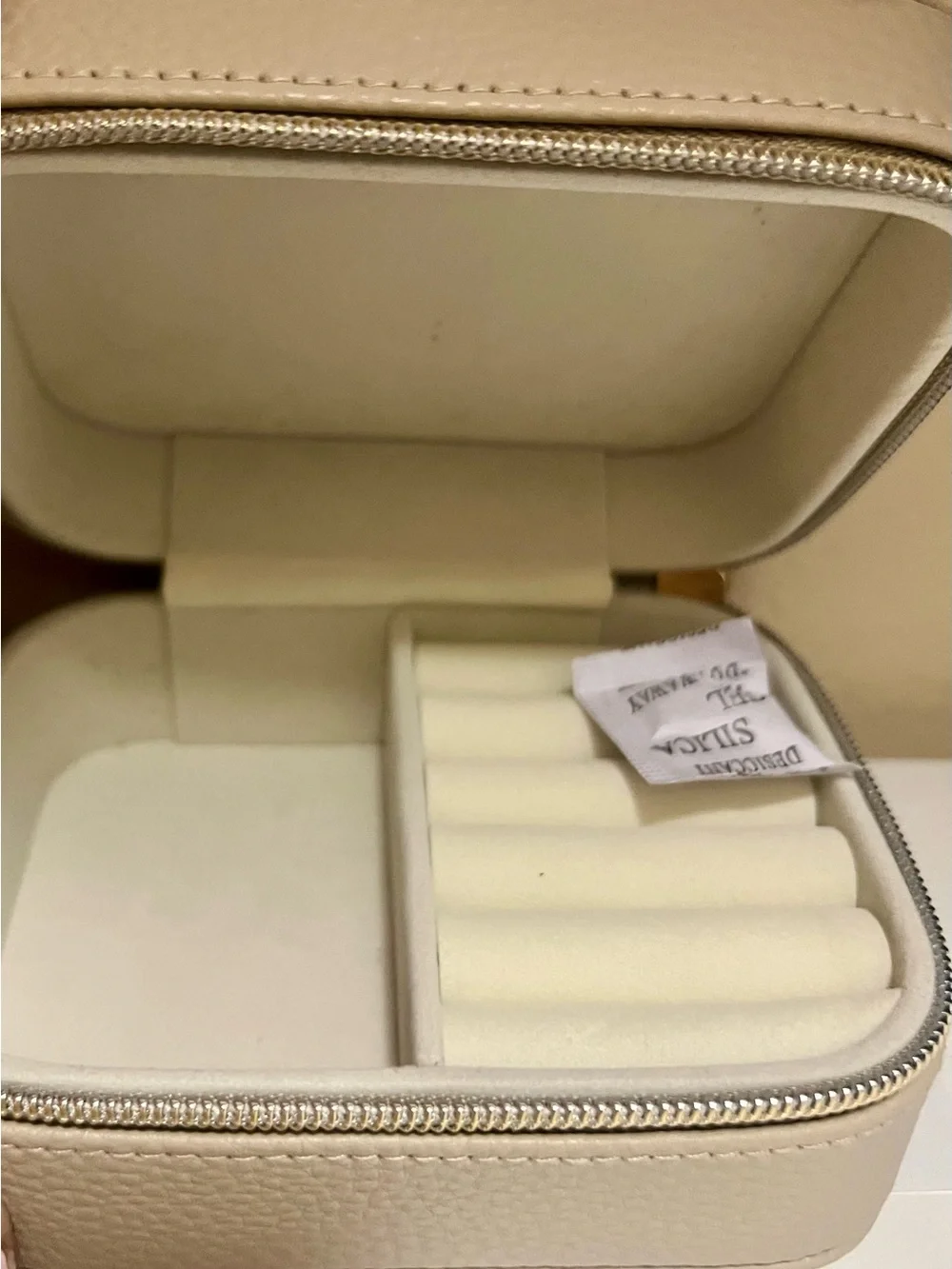 Taylor Cream and Mauve Leather Key & Card Holder